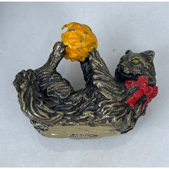 Lot of 7 Collection of Cat Figurines Statue Animals Hand Carved Decor - Picture 8 of 16